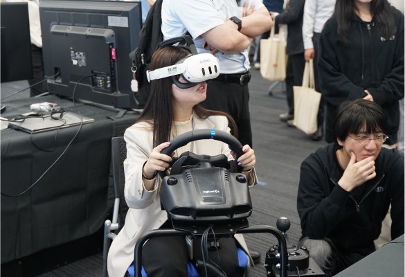 公開前の最新シミュレータの体験も実施しておりました